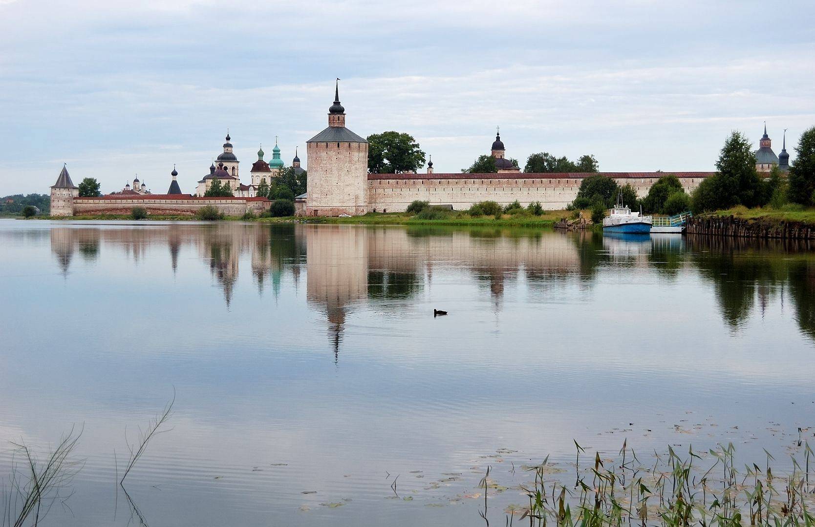 Кирилло Белозерского монастырь вид сверху