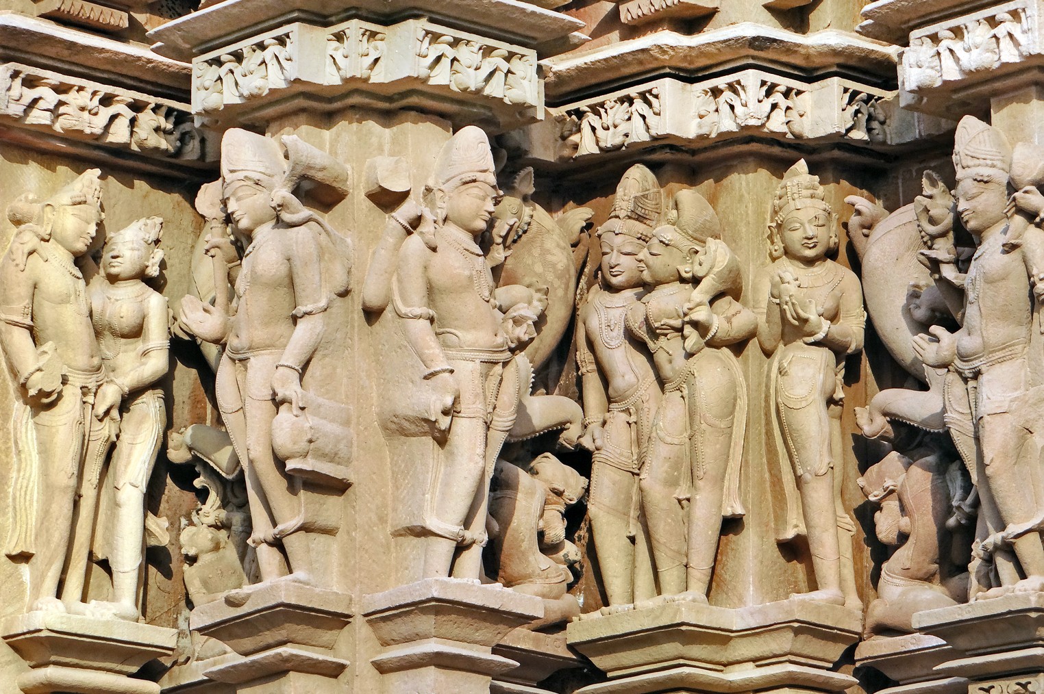 Скульптура Индии храм Каджурахо