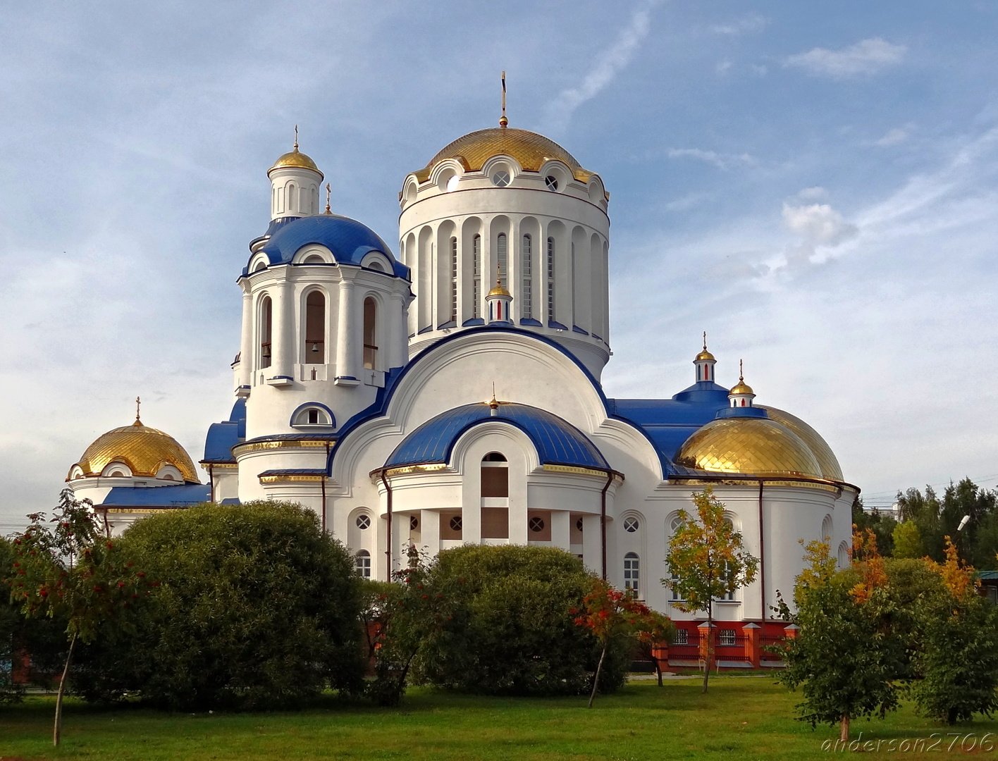 церкви в москве
