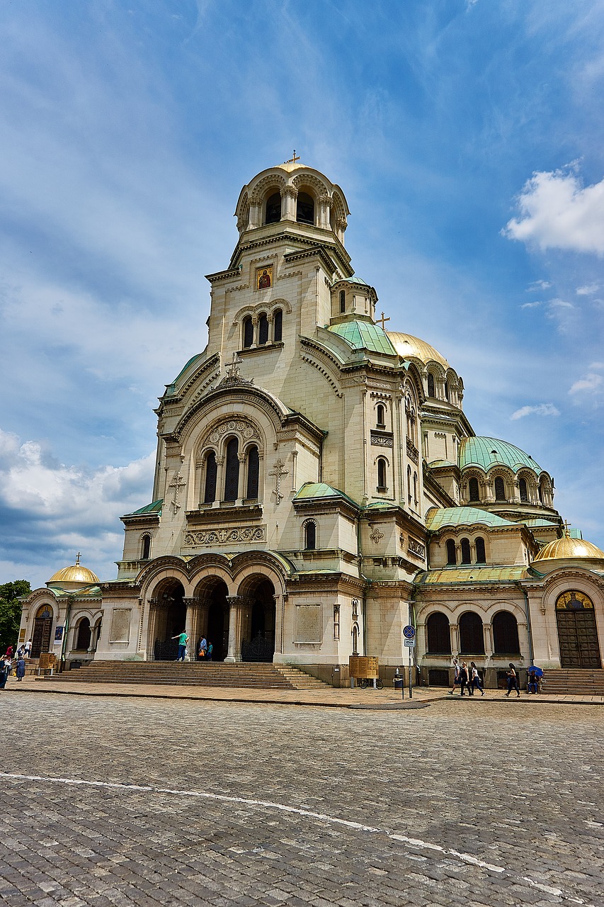 православные храмы болгарии