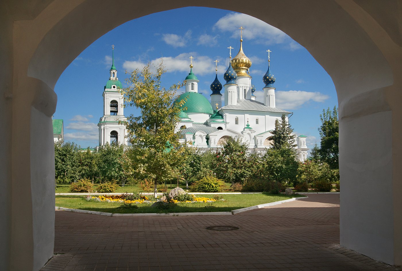 Яковлевский монастырь Ростов