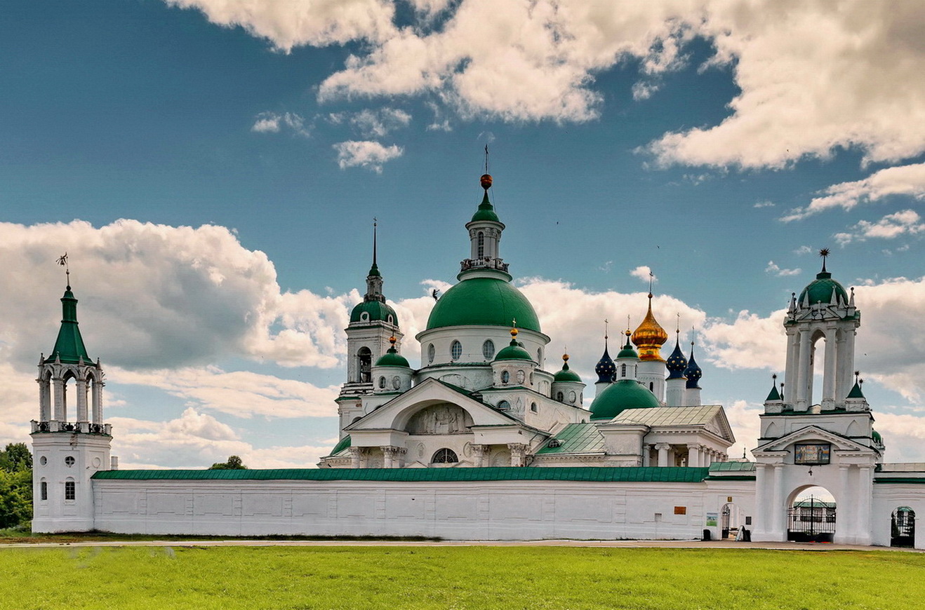 Свято Яковлевский монастырь в Ростове Великом