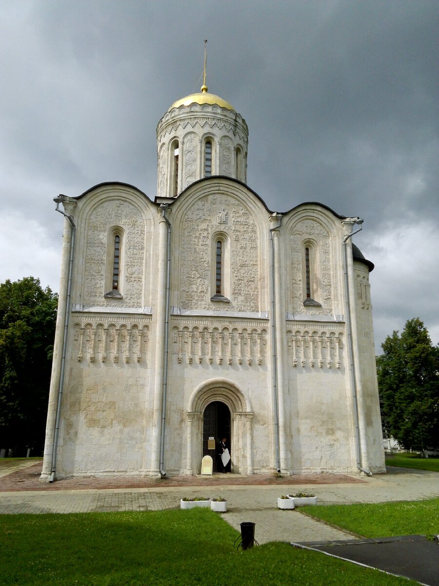 дмитриевский храм во владимире