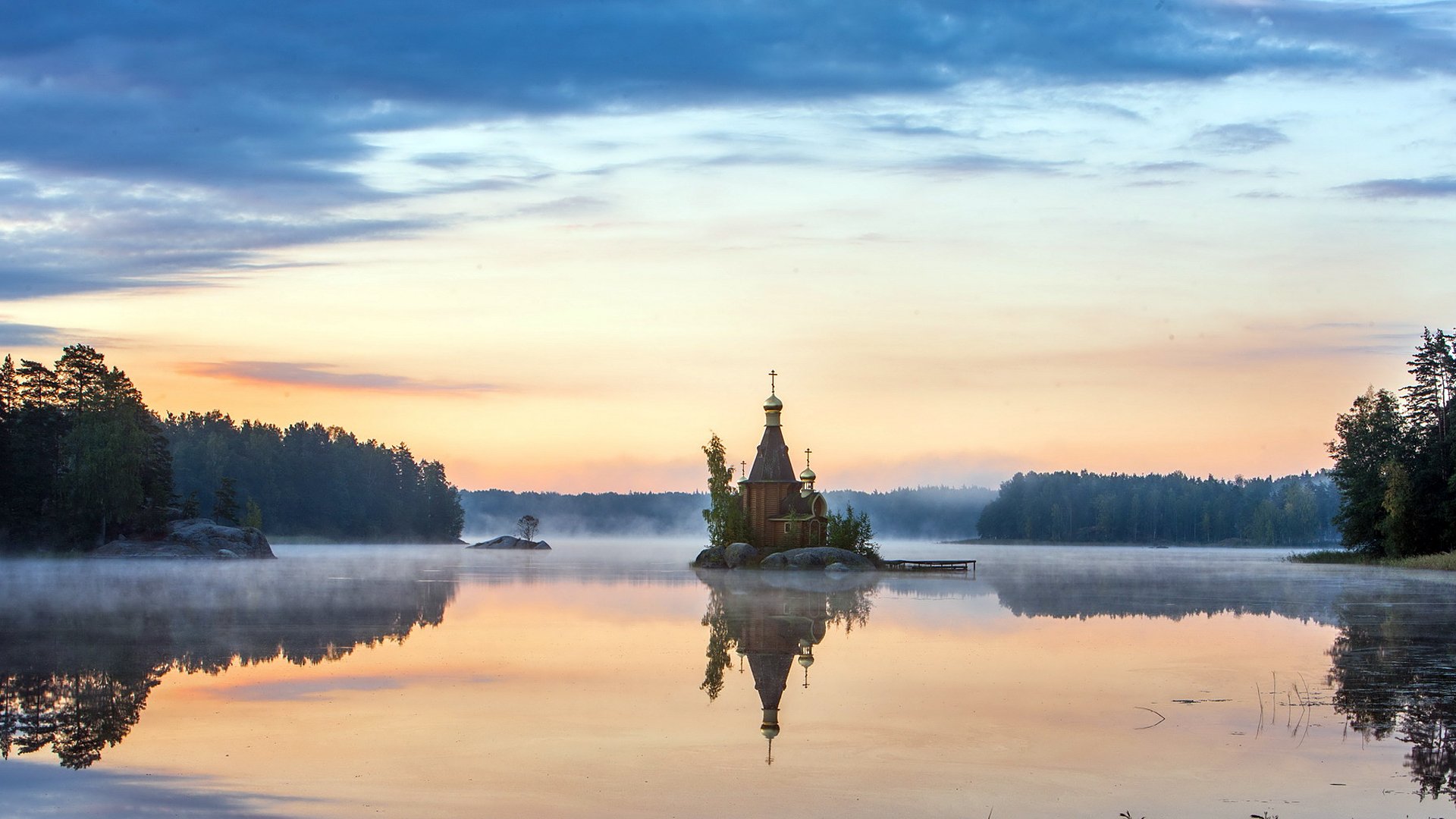 храм на озере