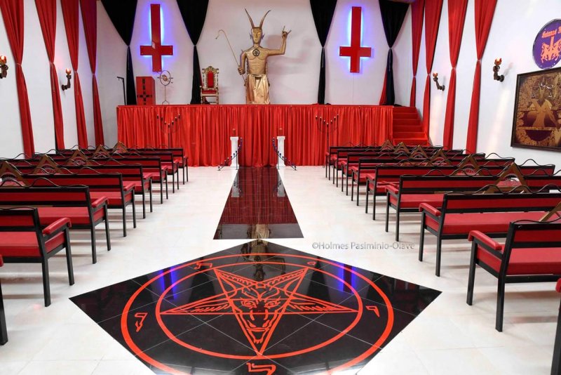 Церковь сатаны (71 фото)