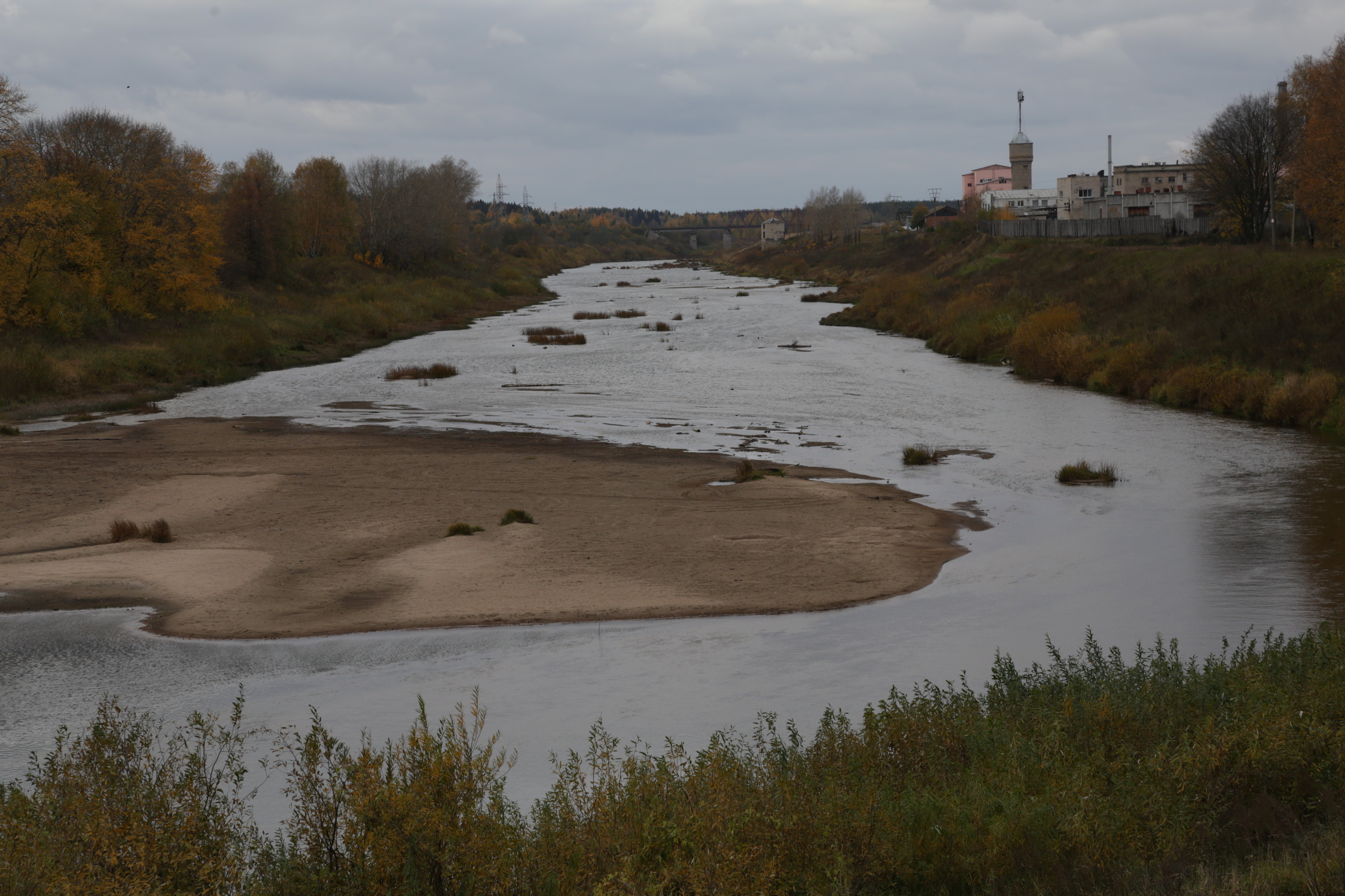 Река Кострома буй