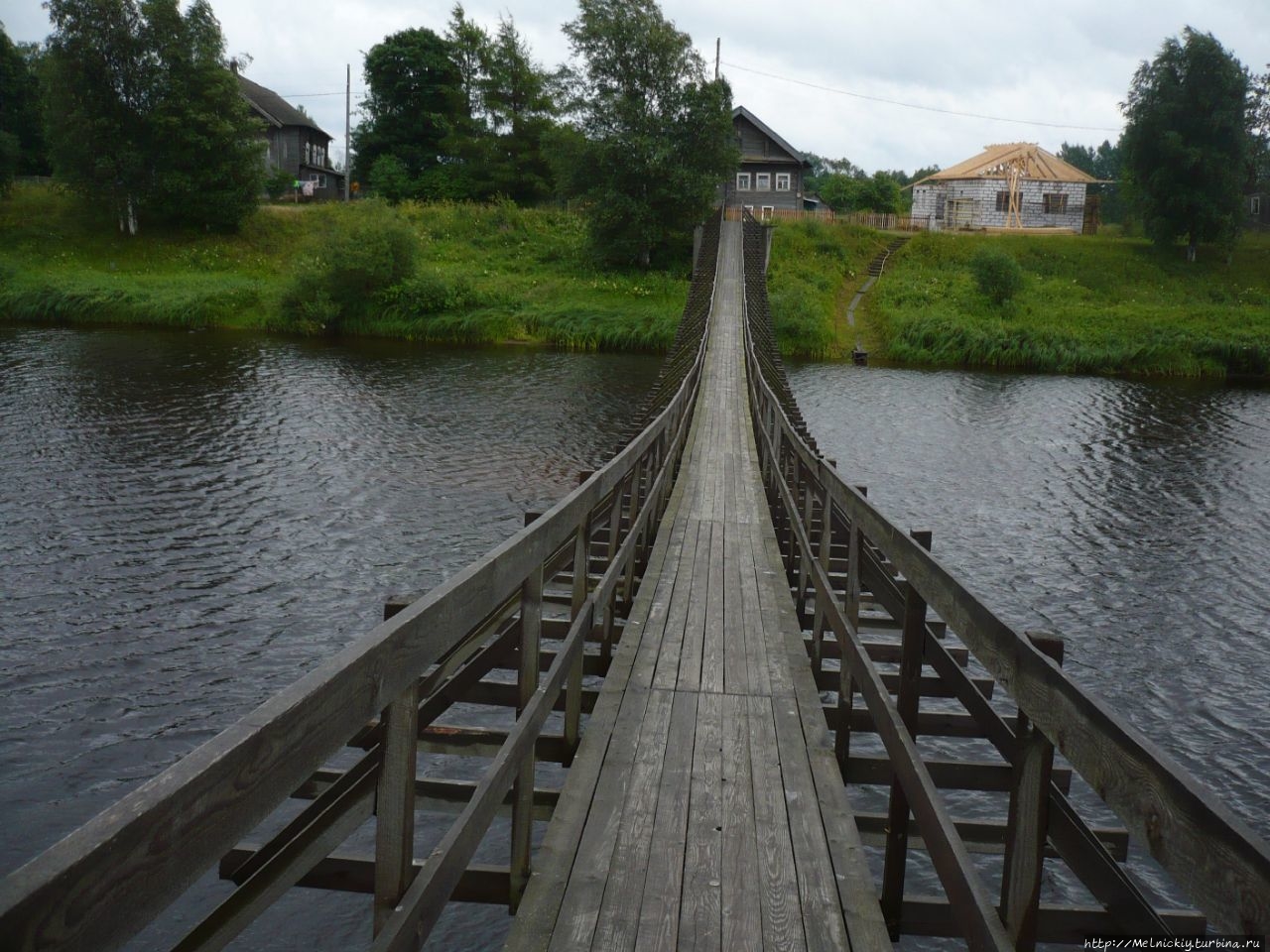 Олонец подвесной мост через реку Олонка Рыпушкалицы