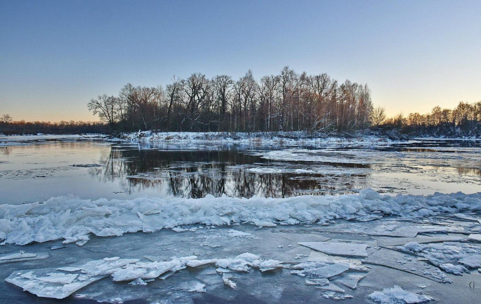 Украина река Березина