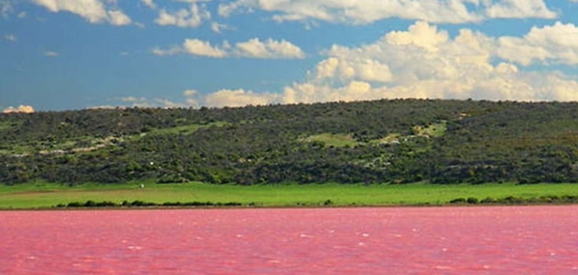 Озеро цвета розы Хиллер фото