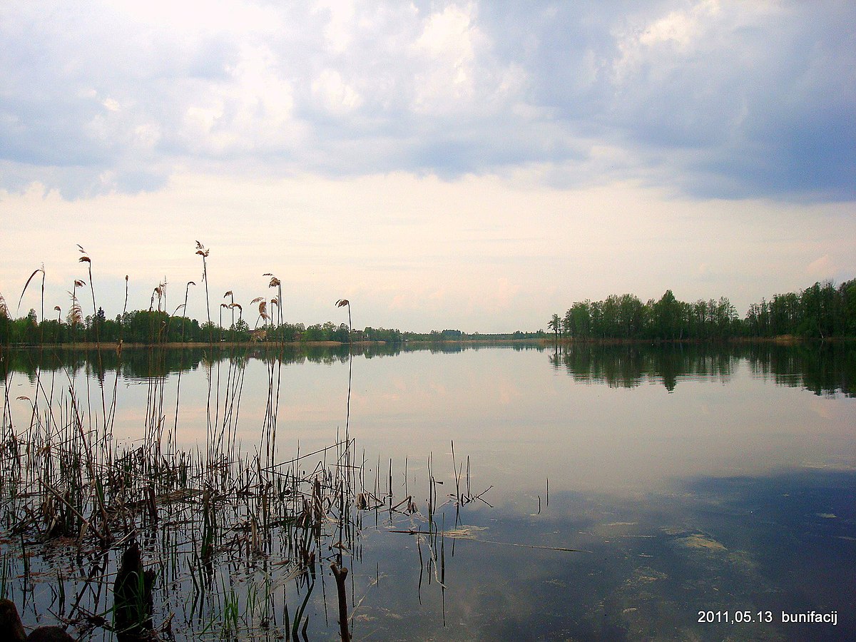 Озеро Шелюгино