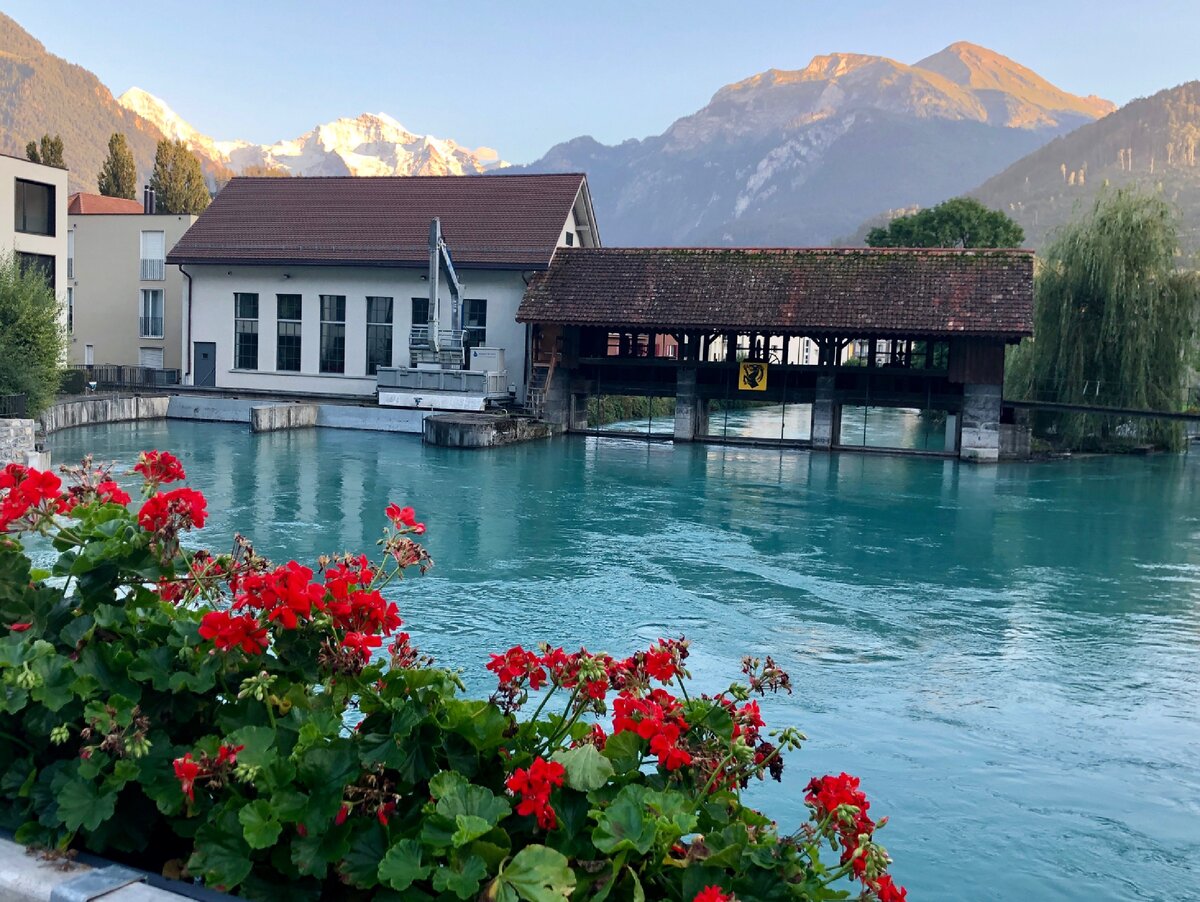 Озеро Бриенц Швейцария