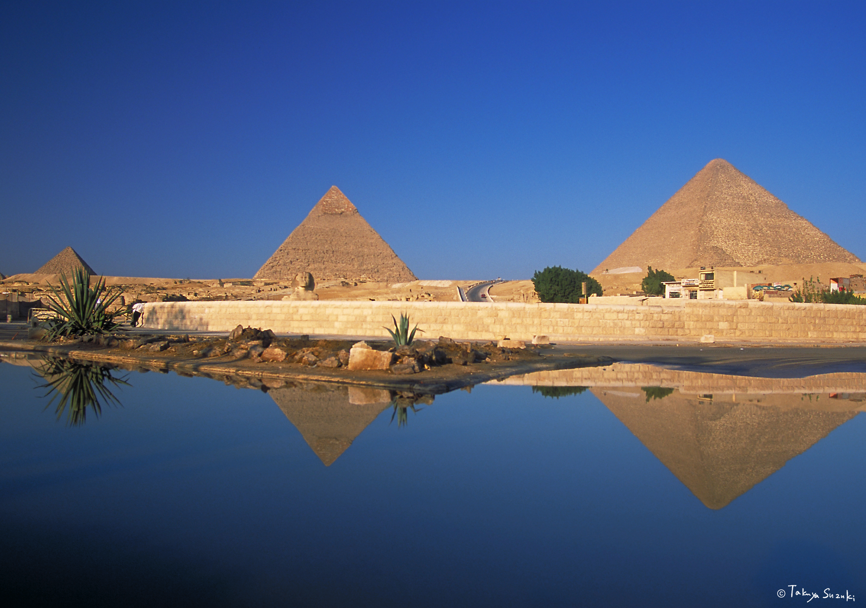 Река Нил и пирамиды Хеопса
