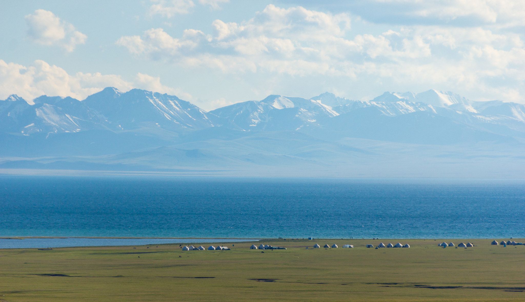 Озеро сон Куль Киргизия
