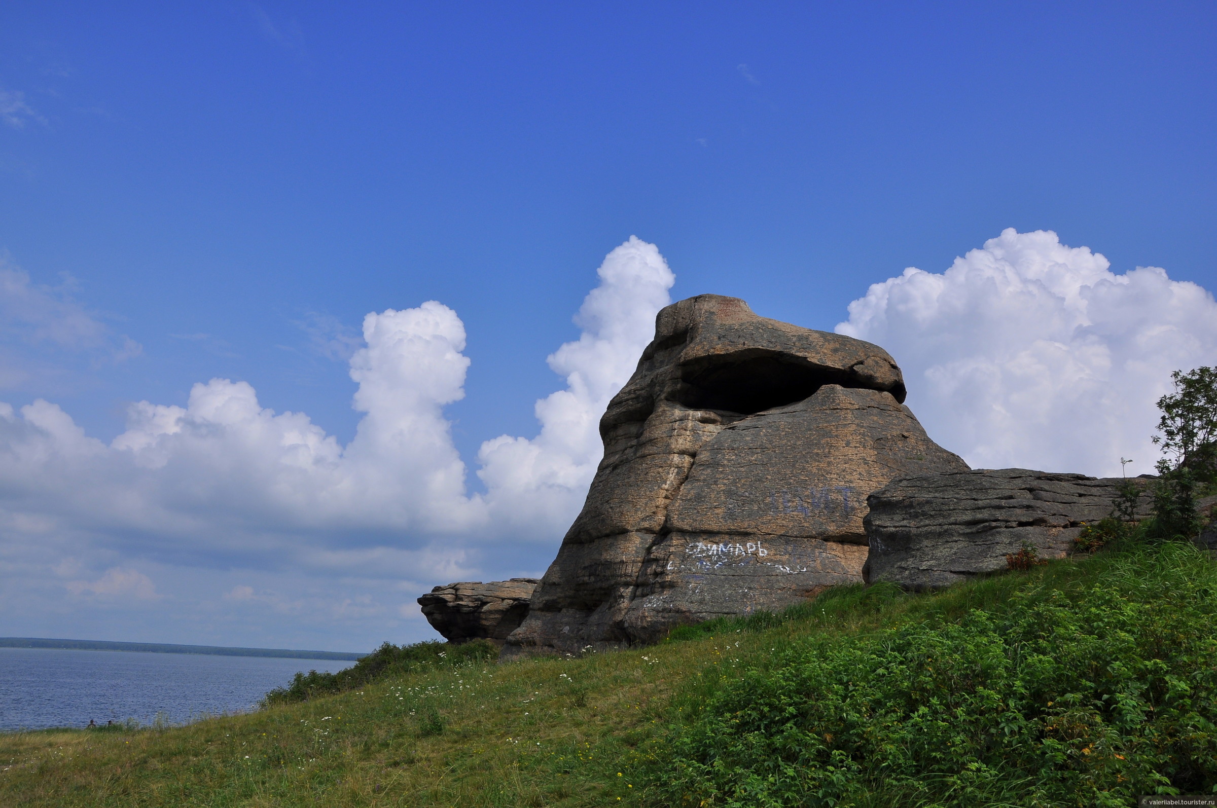 Аллаки Челябинская область каменные палатки