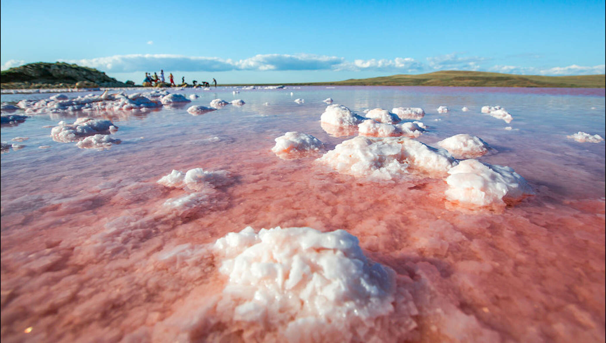 Кояшское соленое озеро в Крыму