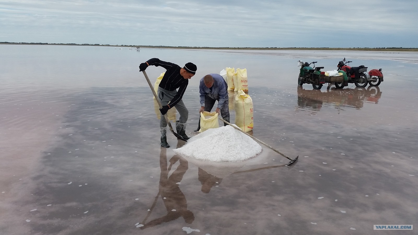 Озеро Бурсоль добыча соли