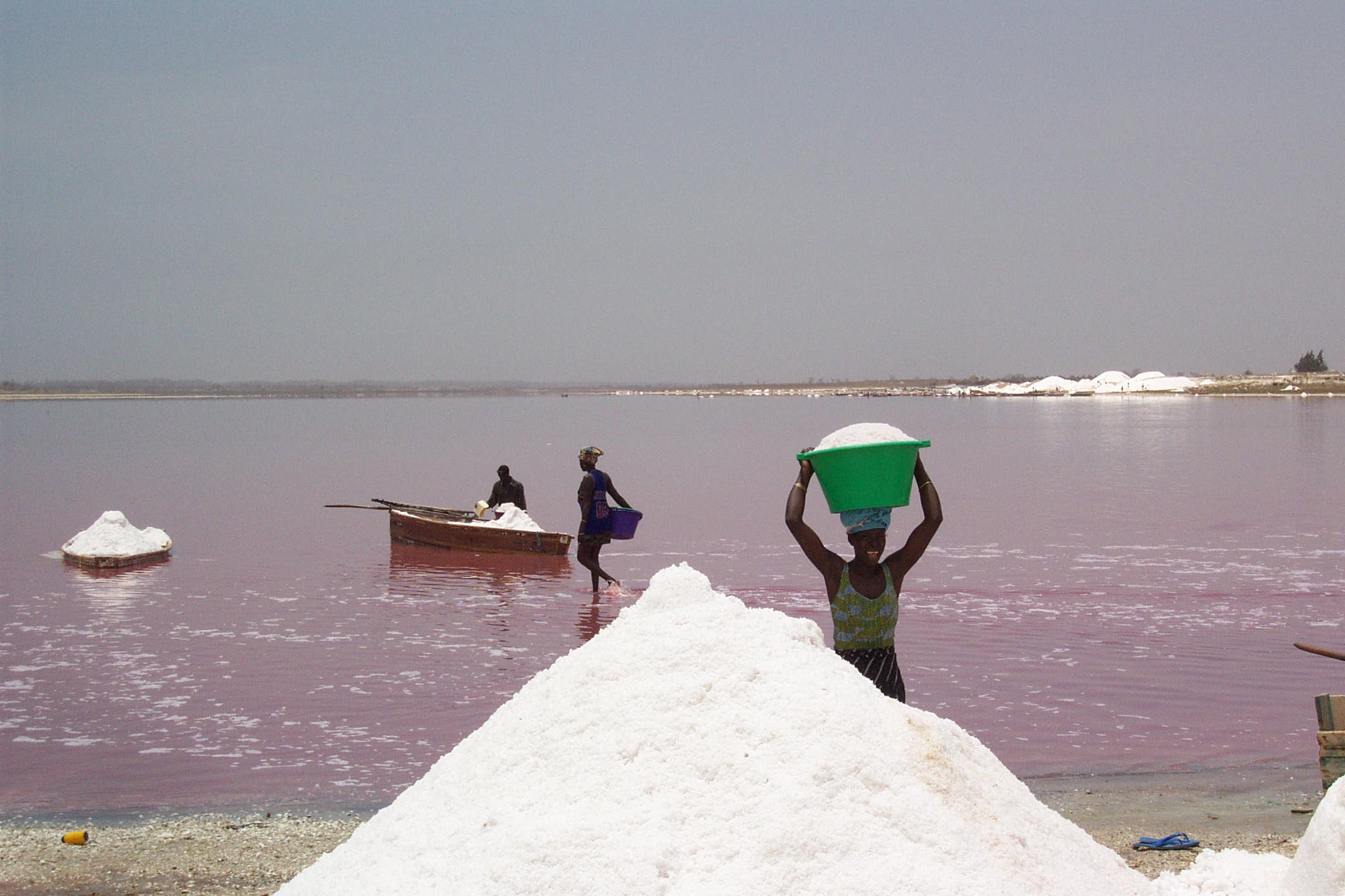 Озеро Ретба соль