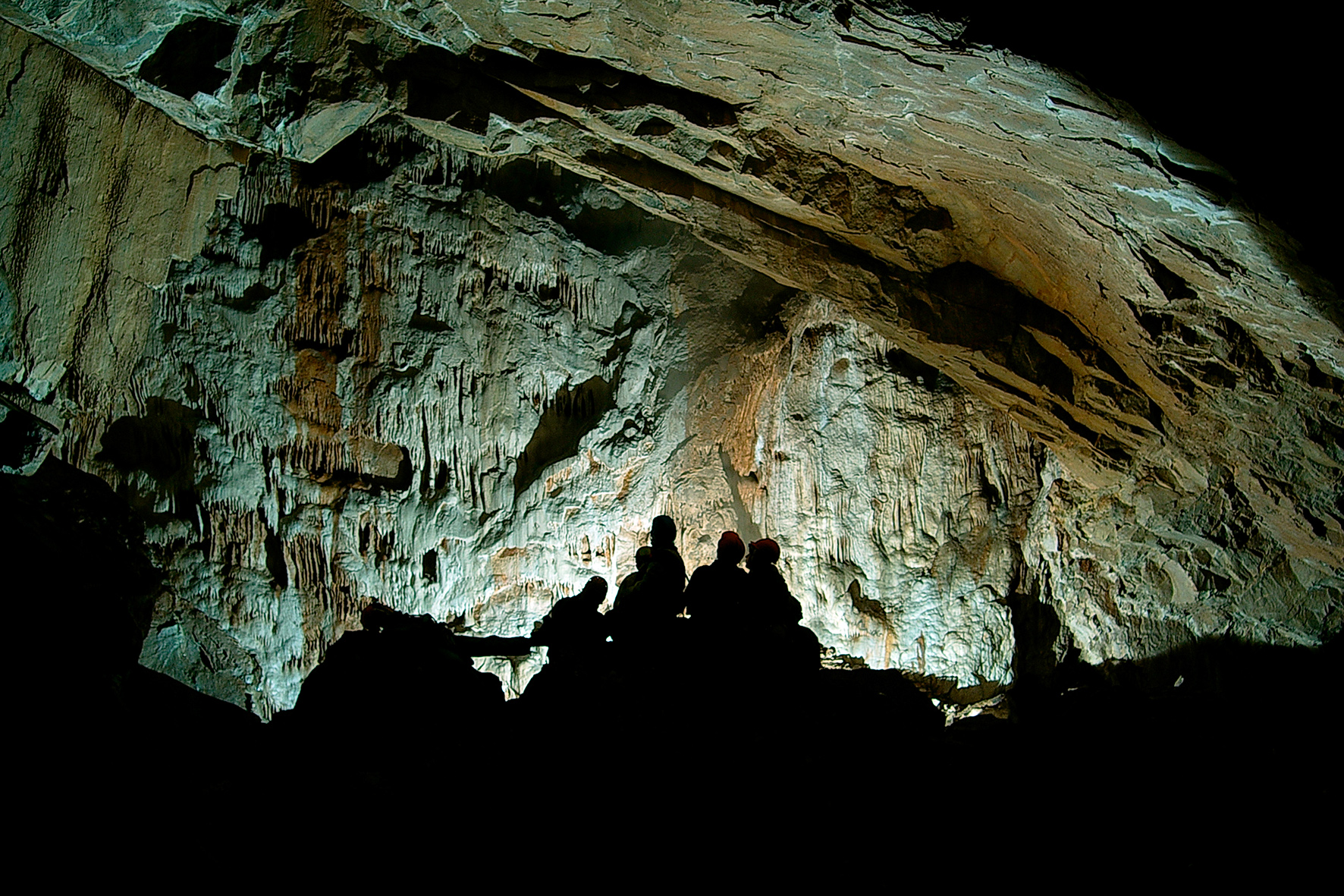 Эля - Пещера - 50 фото