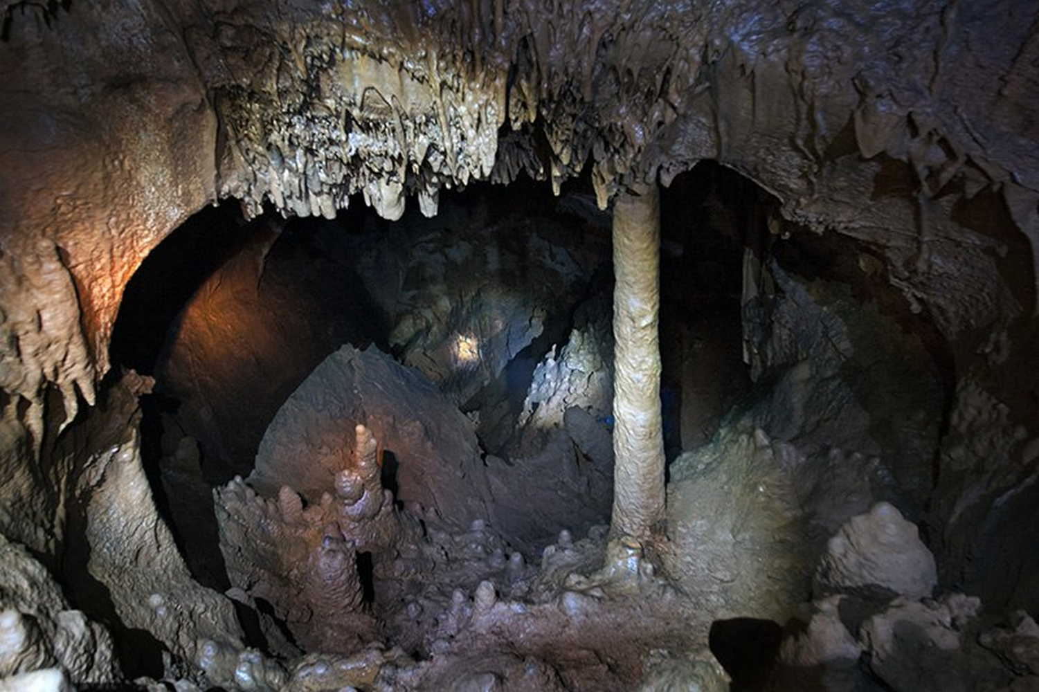 Малая Сыя Хакасия пещеры