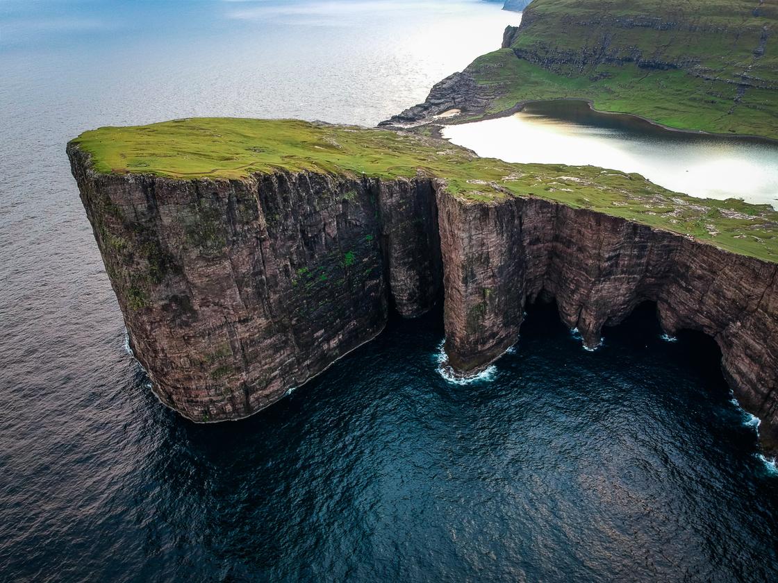 Скалы Азорские острова Фарерские острова