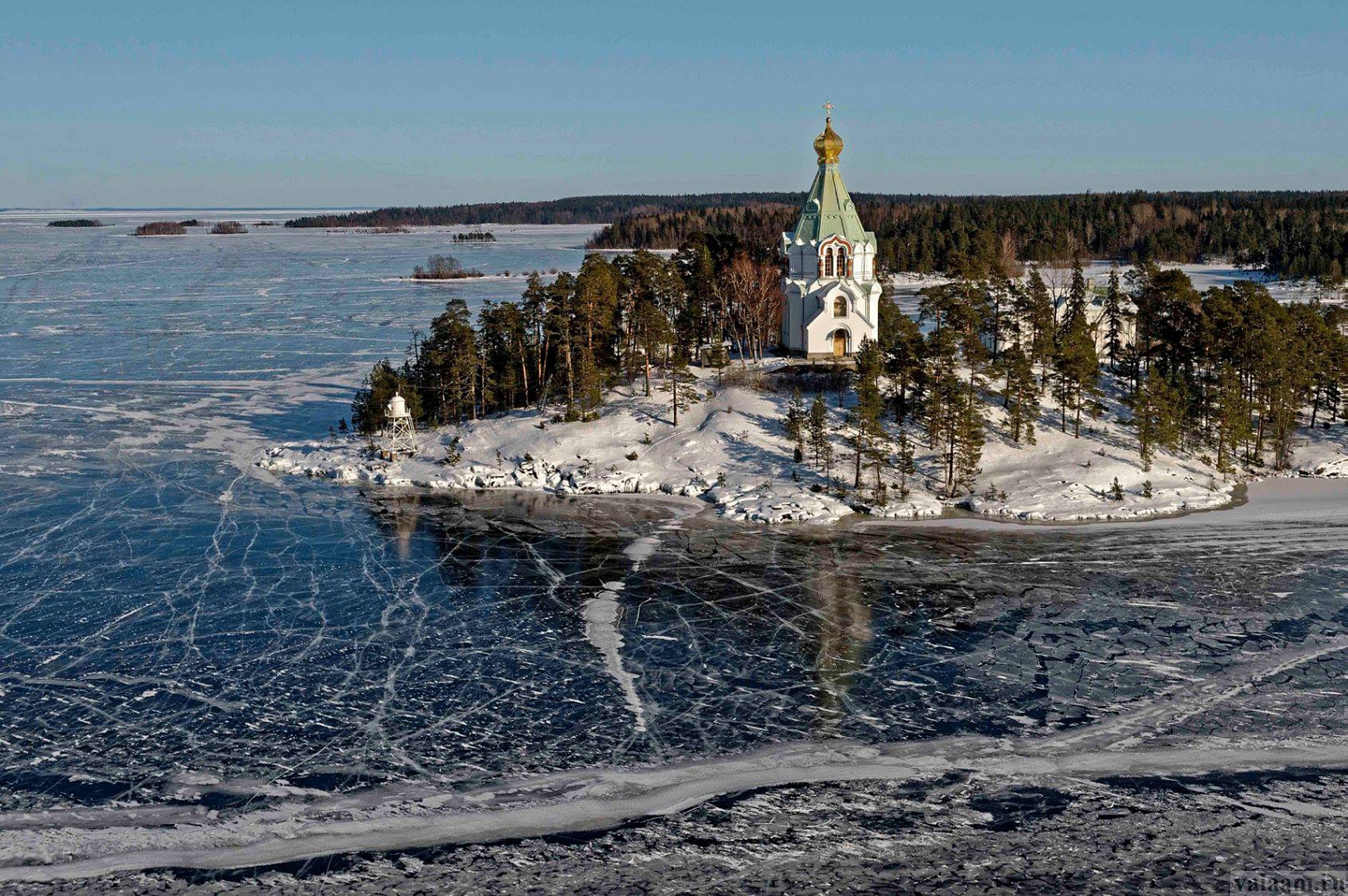 Валаамский монастырь на ладожском озере фото