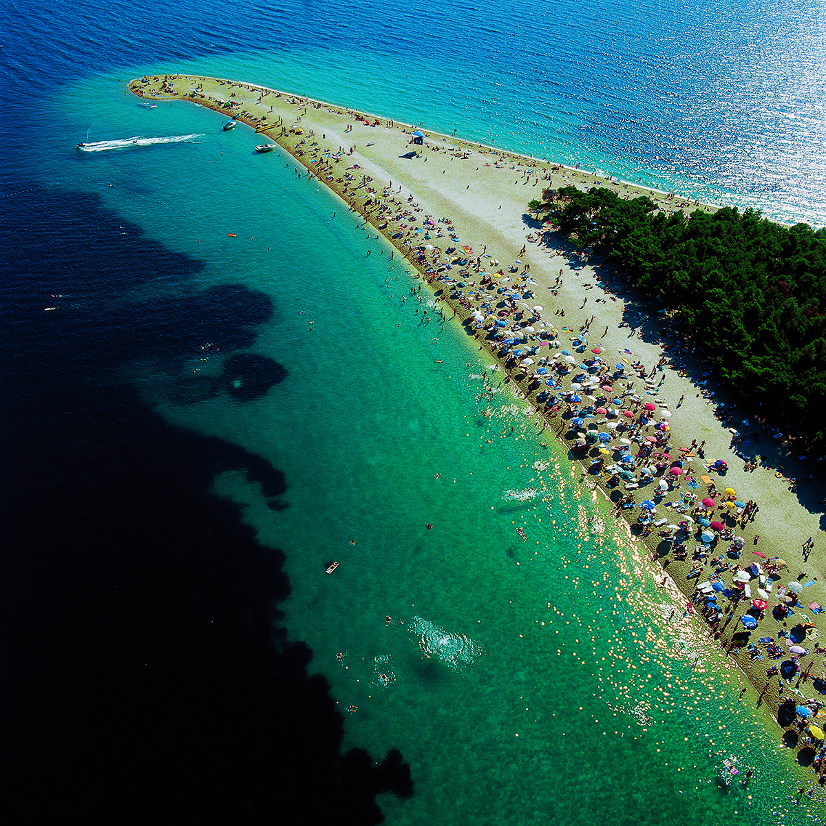 Пляж Златни рат, остров Брач, Хорватия