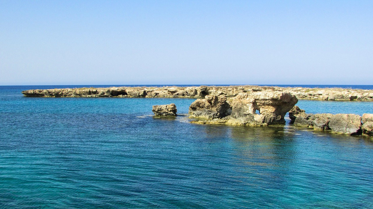 Кипр океан или море