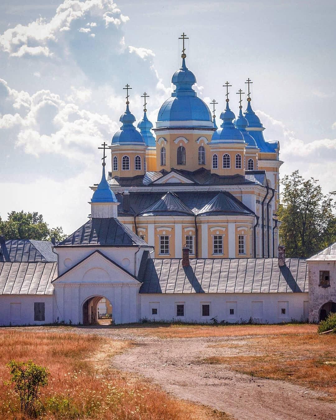 Коневский Рождество-Богородичный мужской монастырь