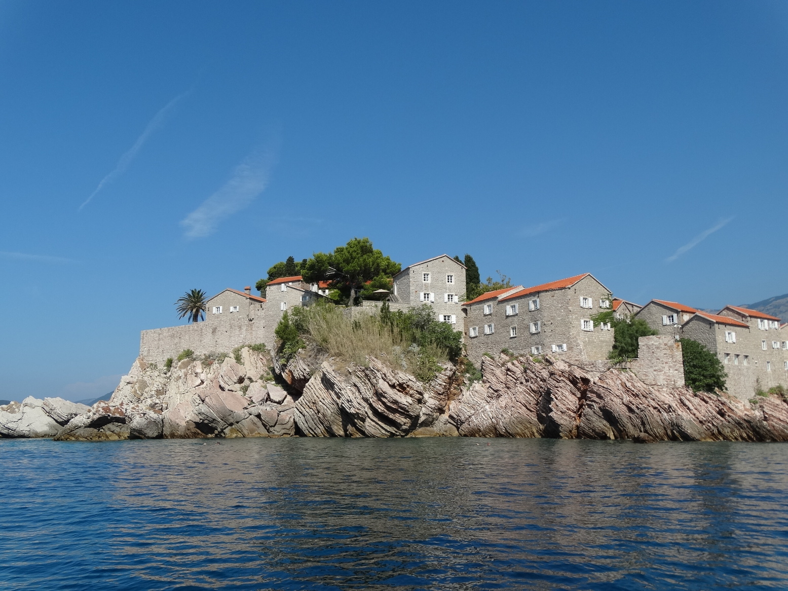 Черногория отель на острове