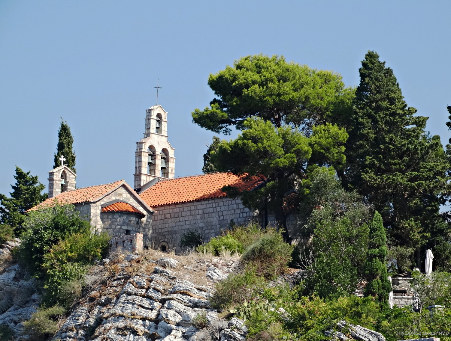Церковь на острове Святого Стефана Черногория