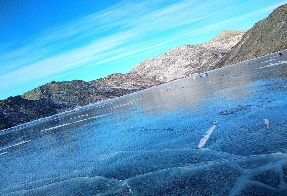 Мочохское озеро в Дагестане зимой