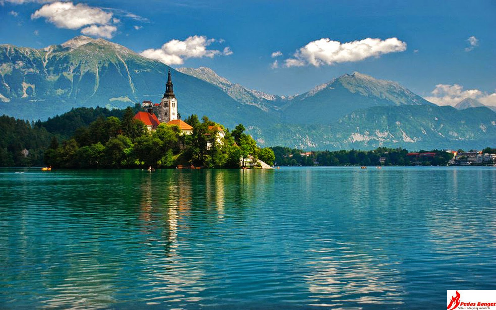 Блейское озеро Словения
