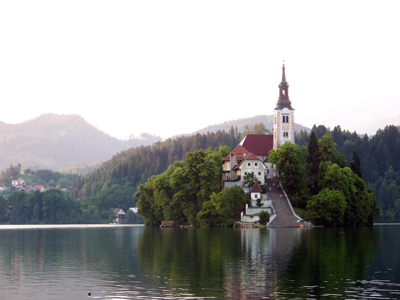 Озеро бред в Словении