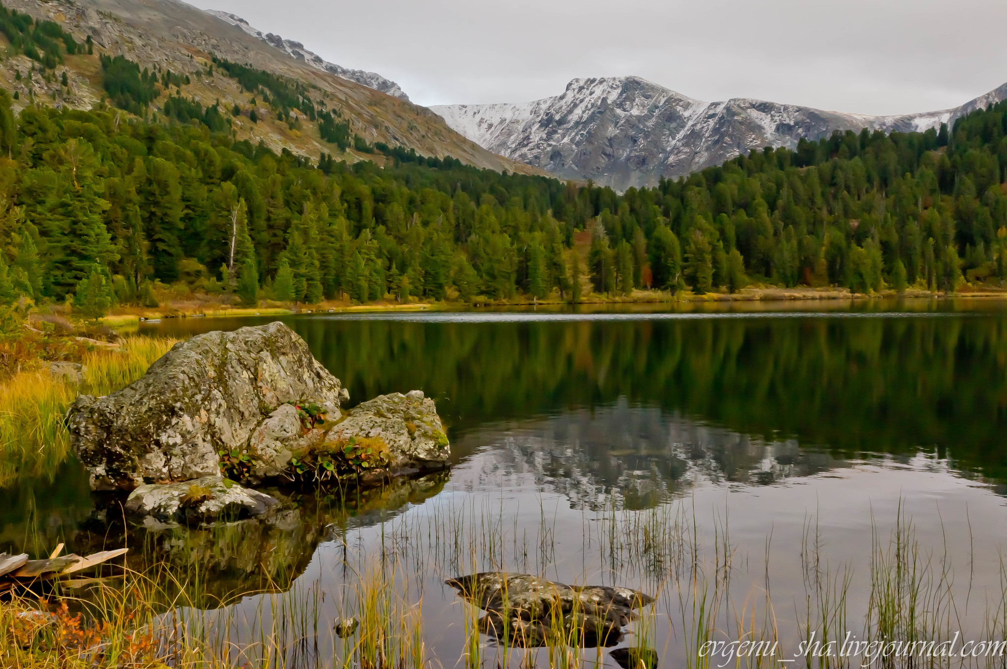 Каракольские озера в Горном Алтае в сентябре