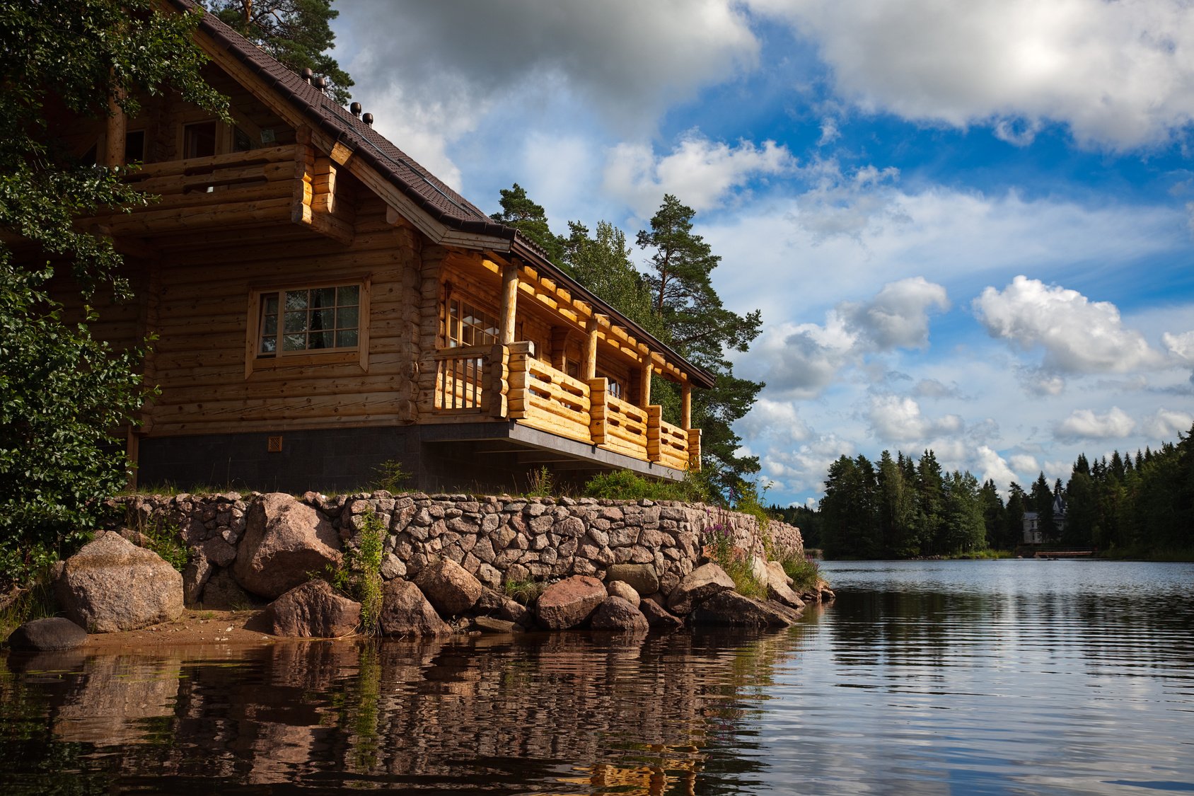 Домик у озера красивые фото в лесу фото