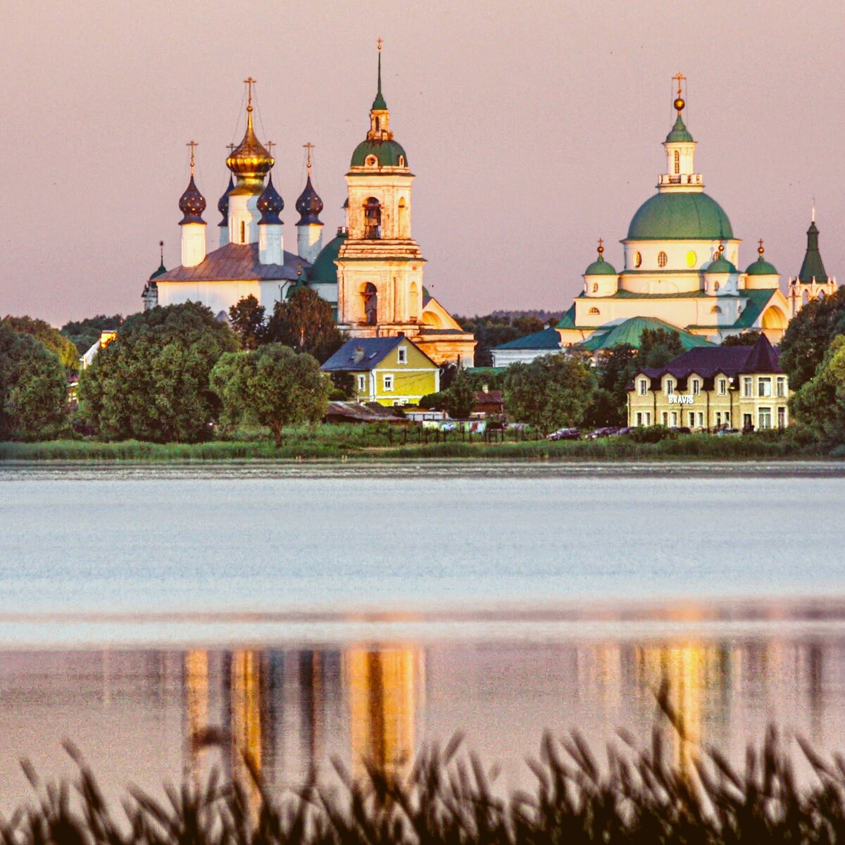 Ростов Великий озеро