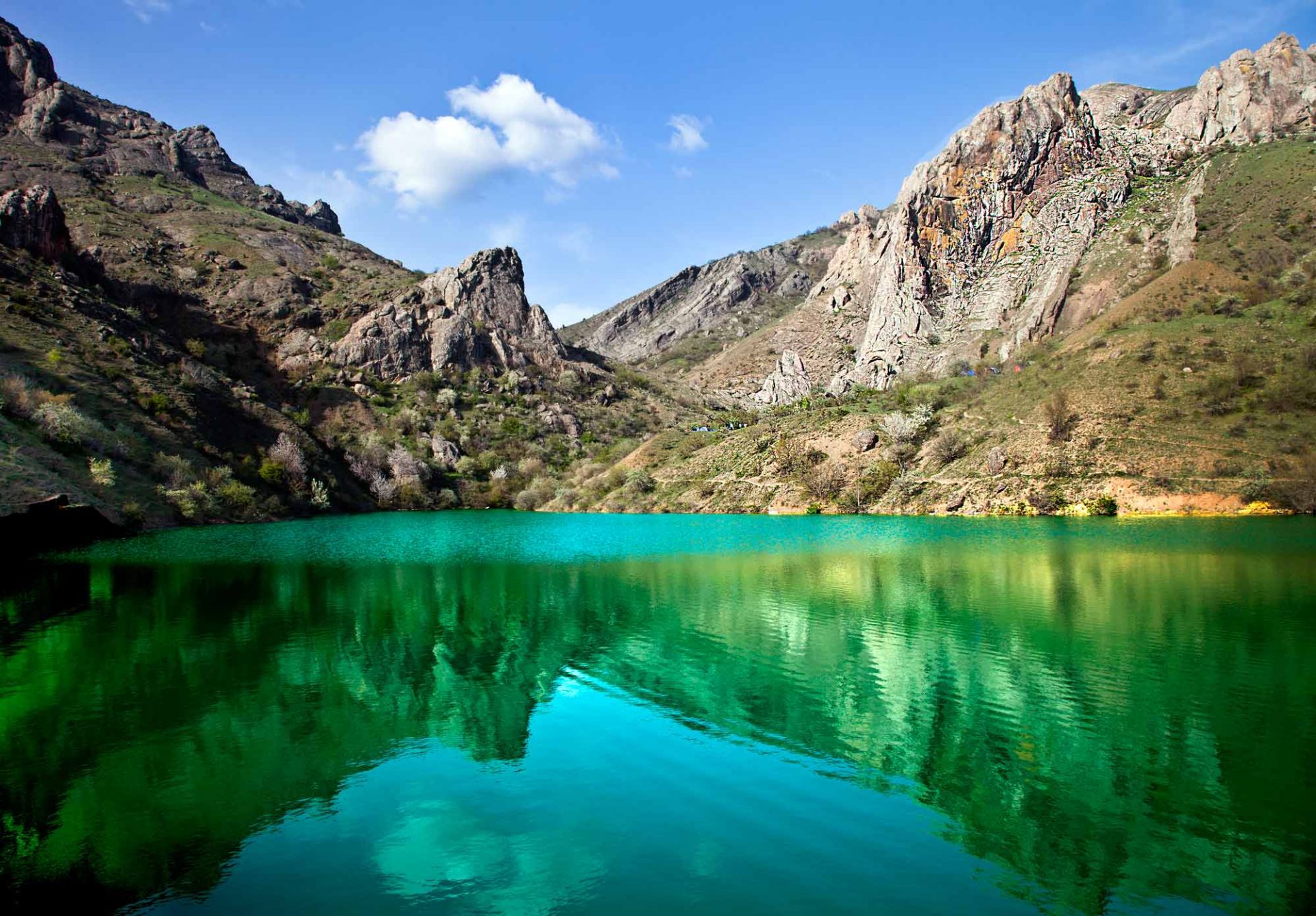 Озеро Панагия в Зеленогорье Крым