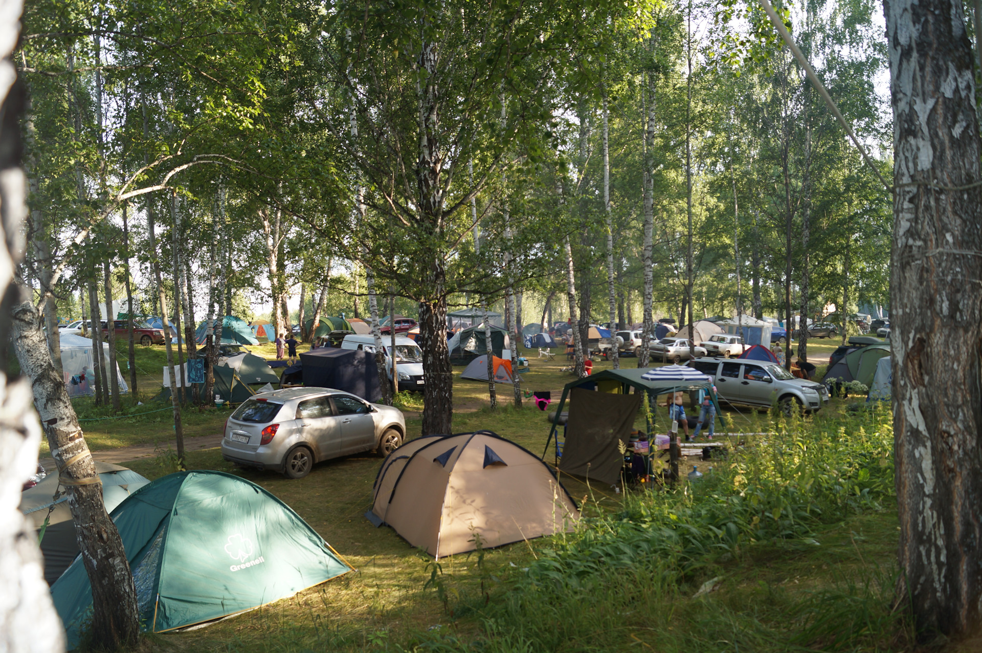 Данилово озеро Омск палаточный лагерь