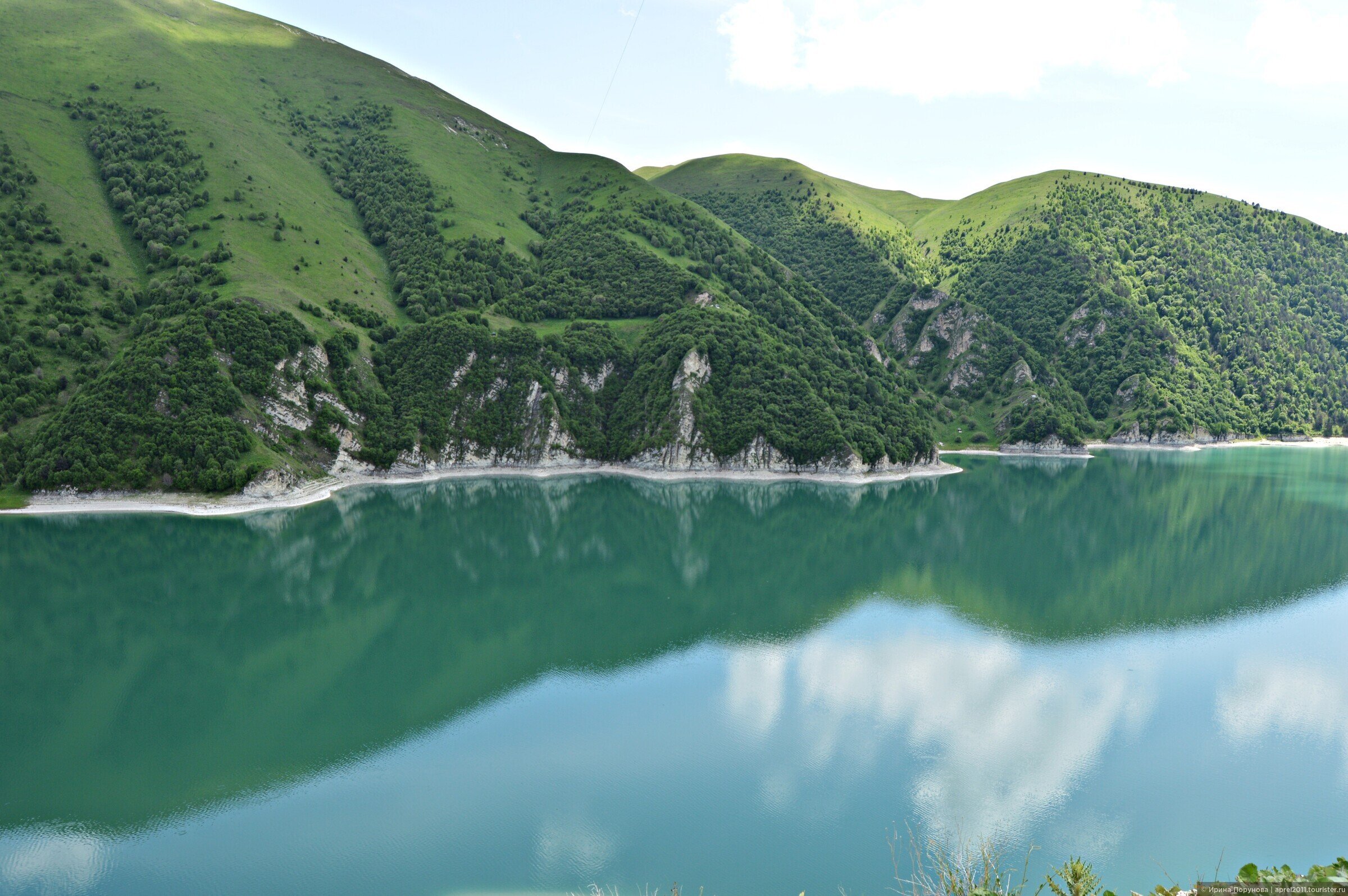 Озеро Кезеной-ам Чеченская республик беседка
