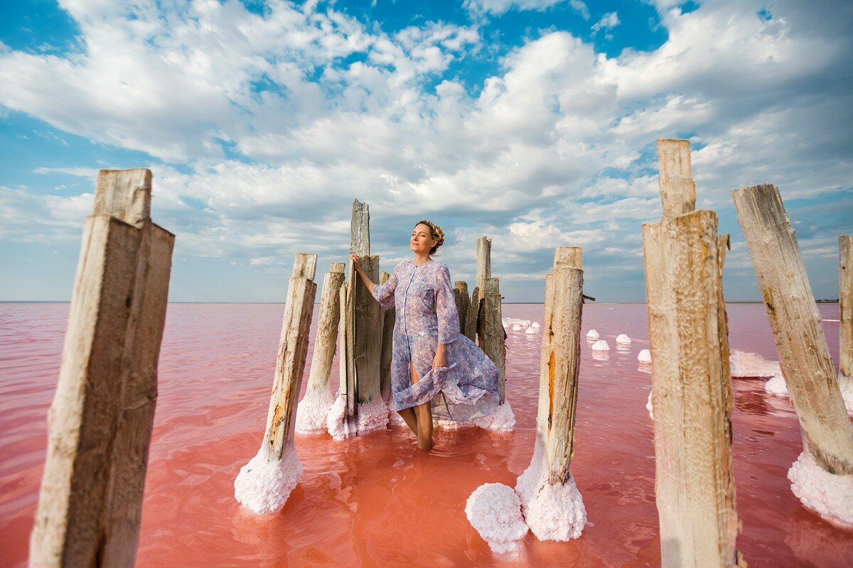 розовое озеро в украине