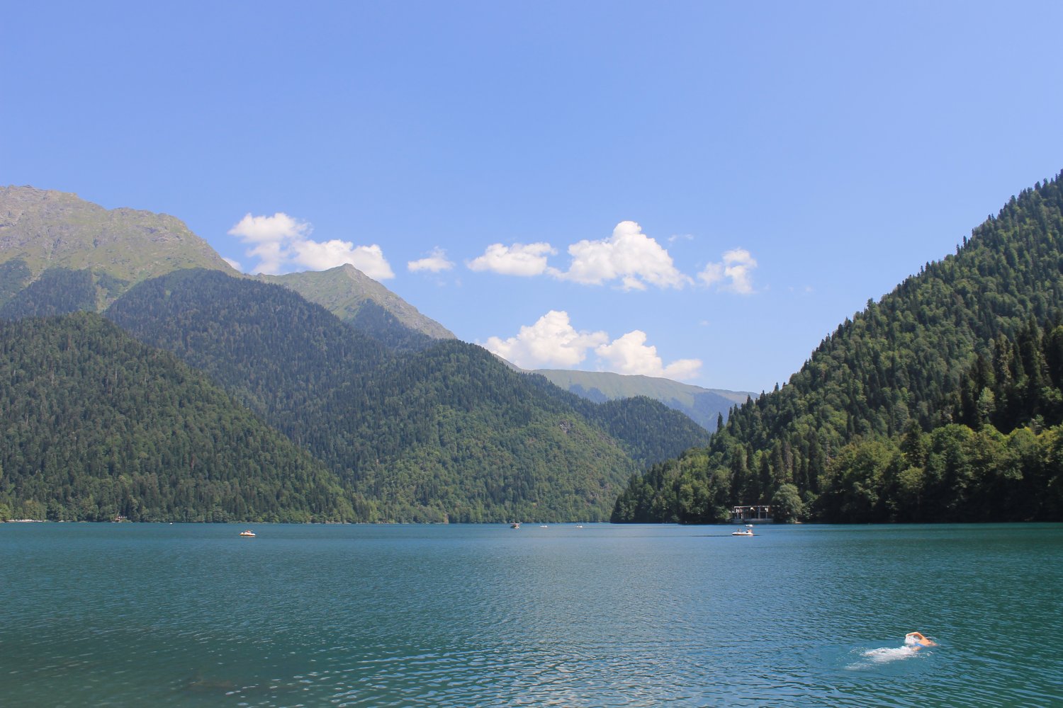 Озеро Пицунда Абхазия