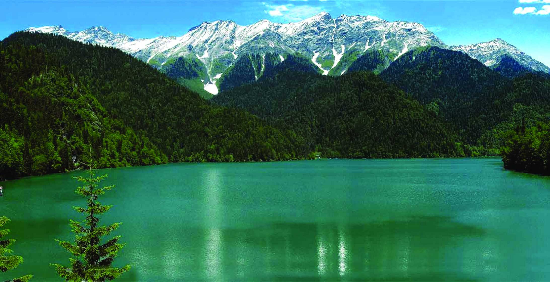 Озеро Рица Абхазия панорама