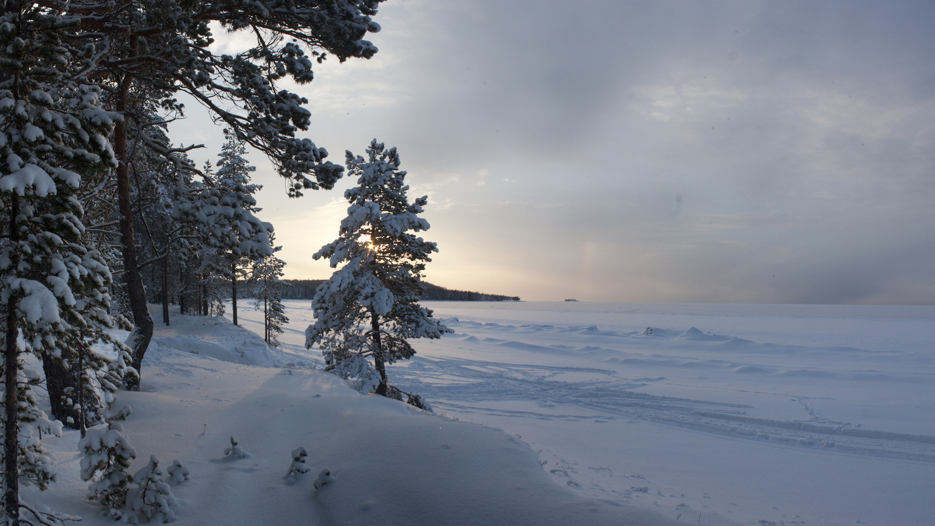 Онежское озеро Петрозаводск зимой