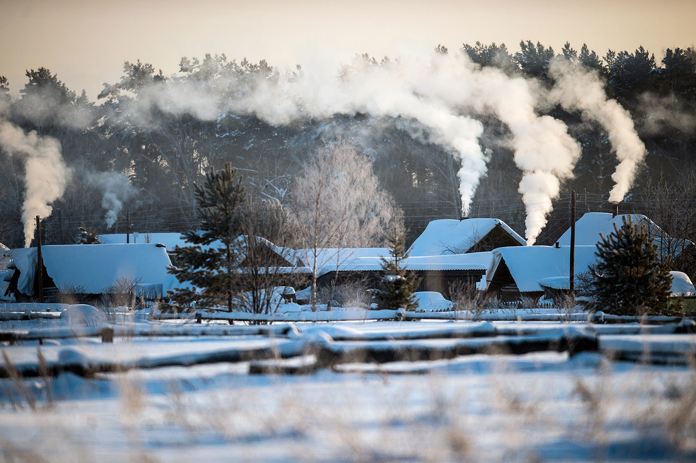 Зима в сибирской деревне