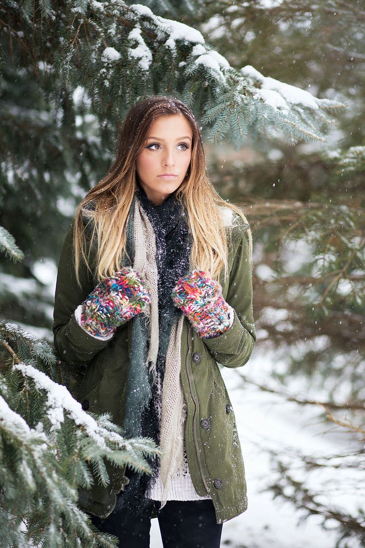 красивые фото зимой в лесу девушки