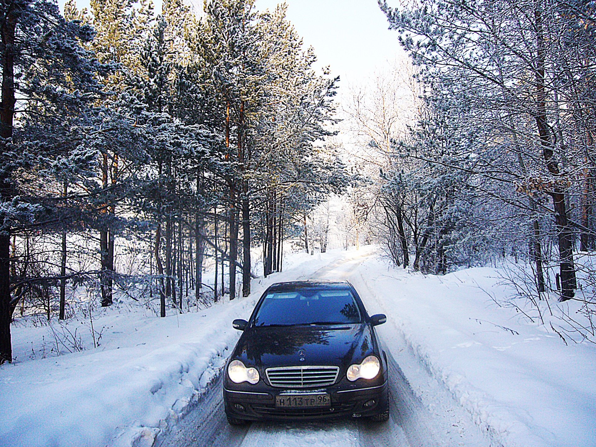Фото с машиной зимой