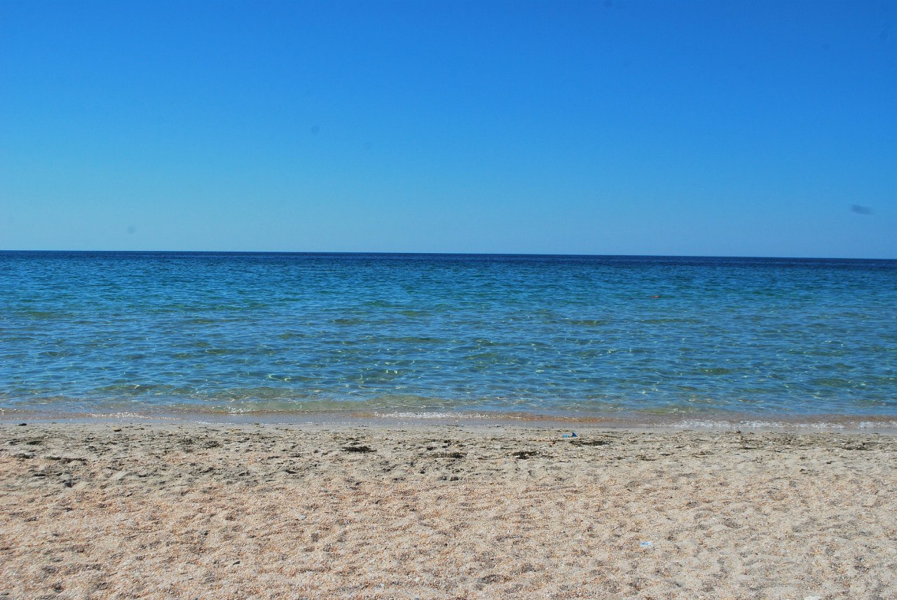 Крым море пляж песок Оленевка