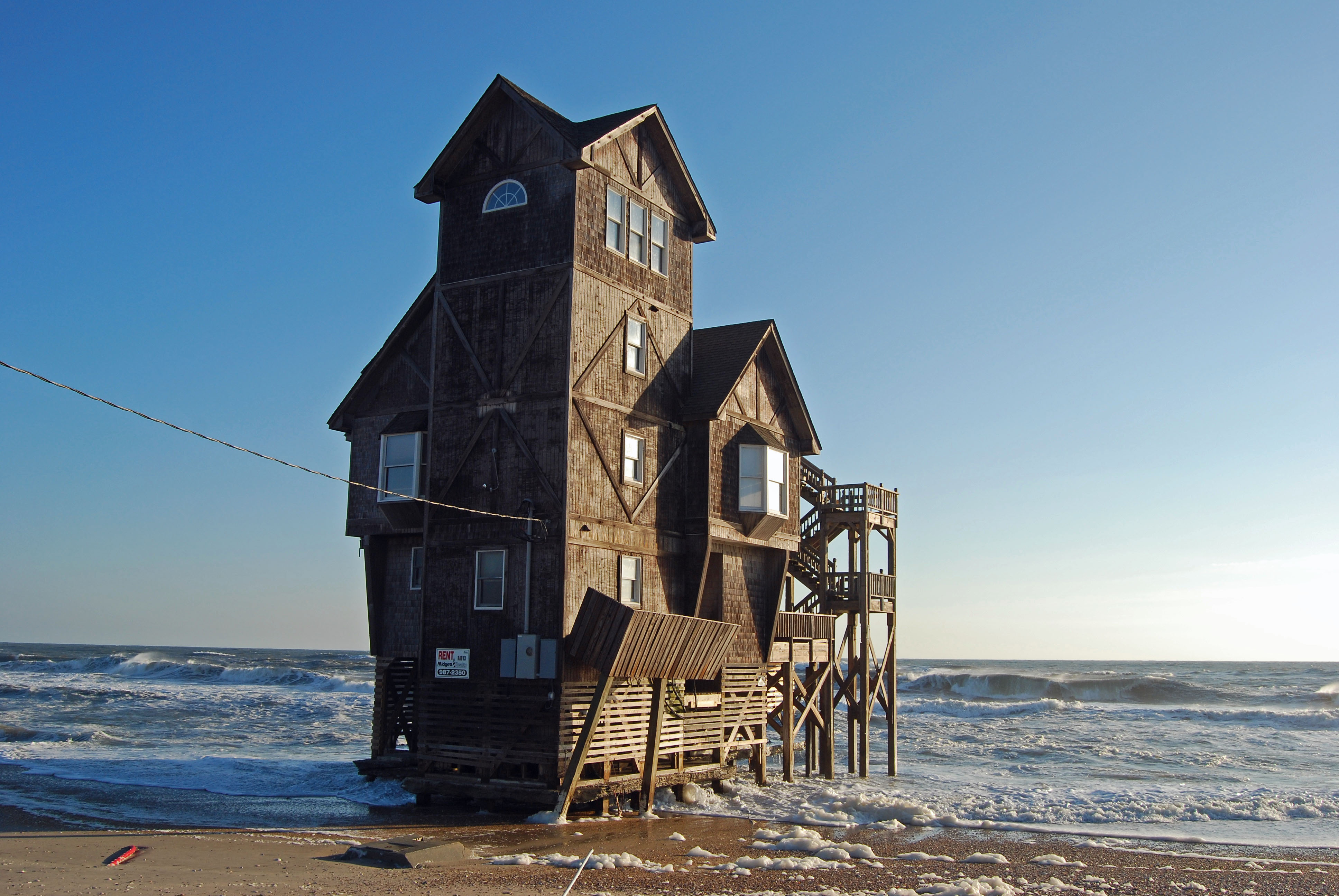 дома на берегу моря в россии