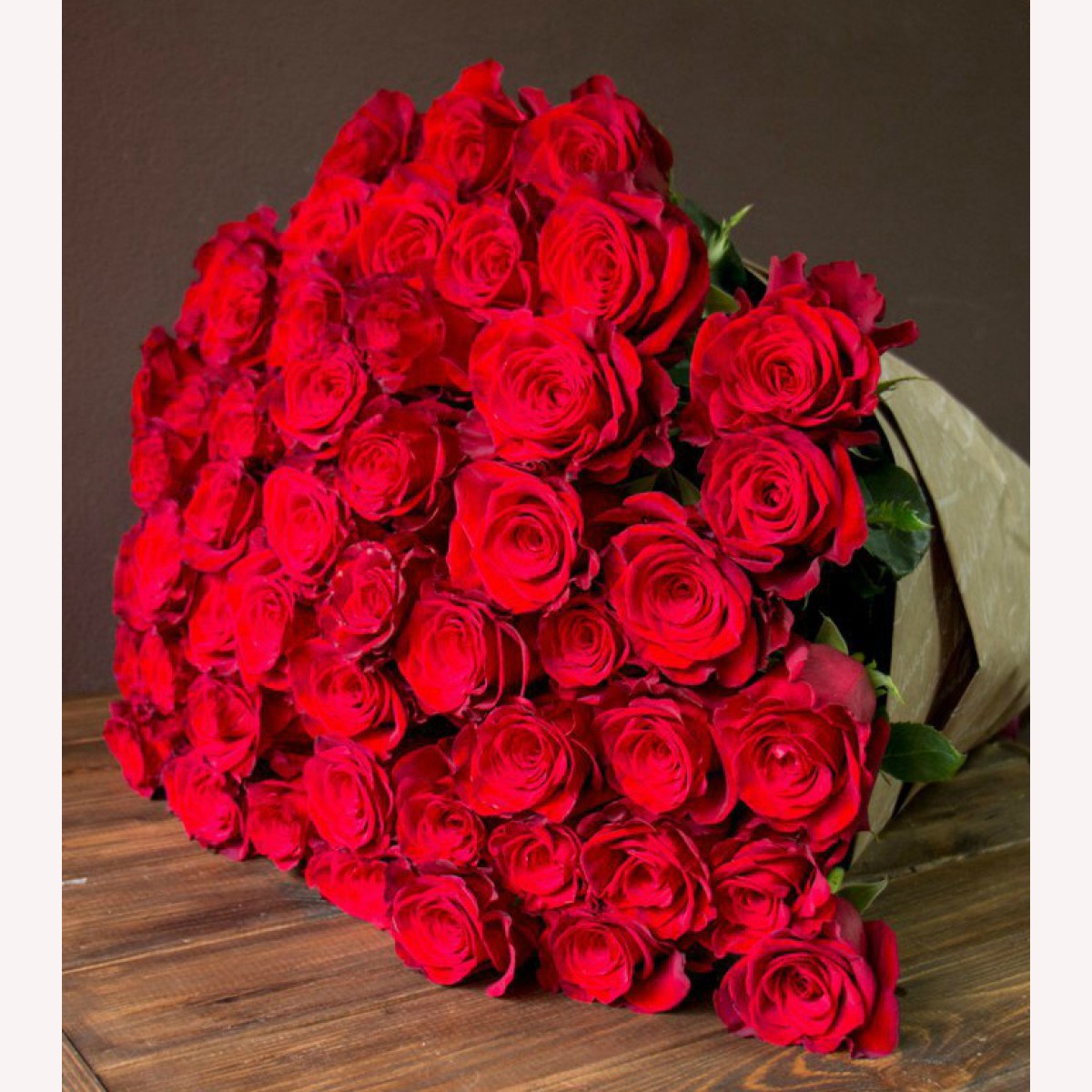 Роза красная букет очень красивая