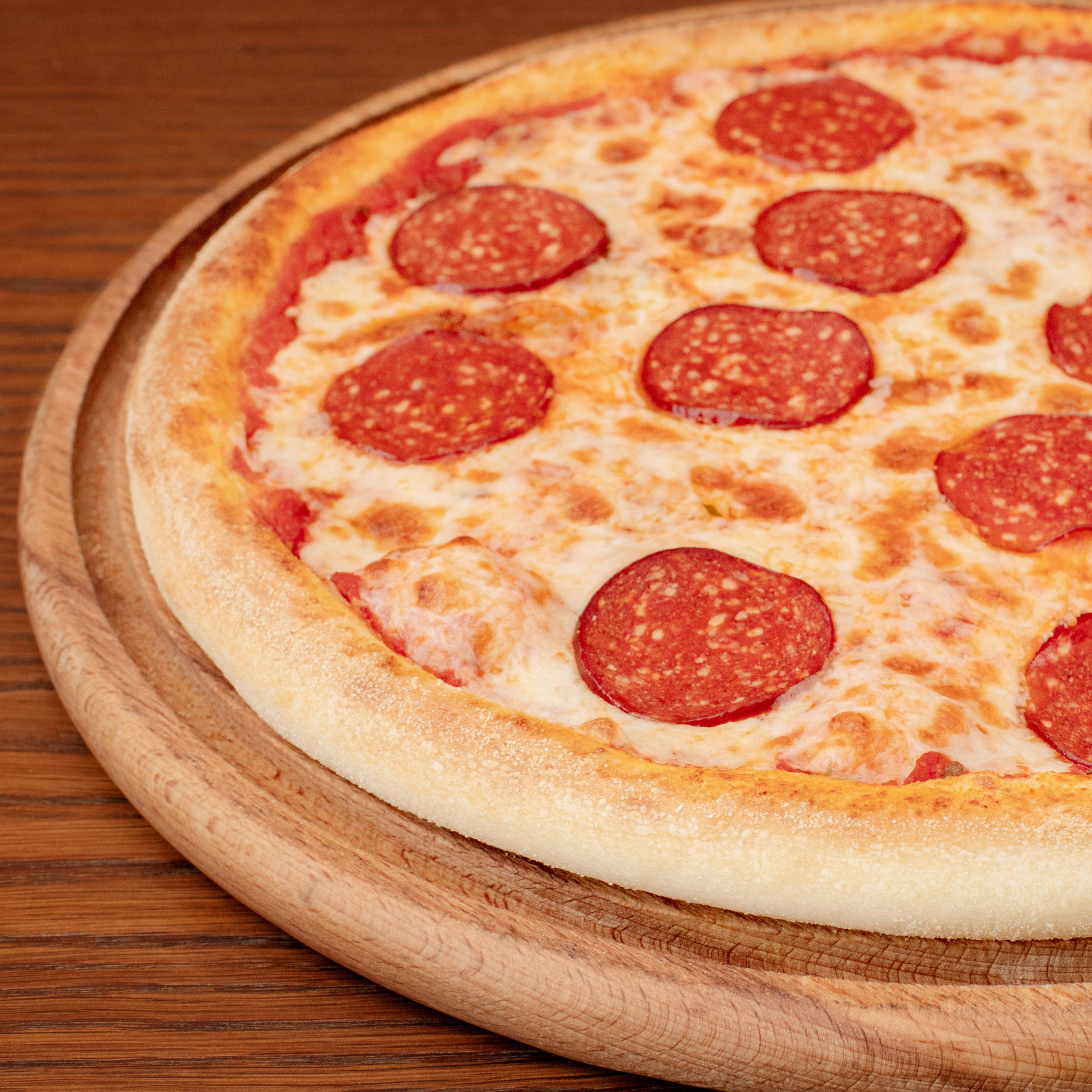фото пиццы пепперони на столе дома фото 65